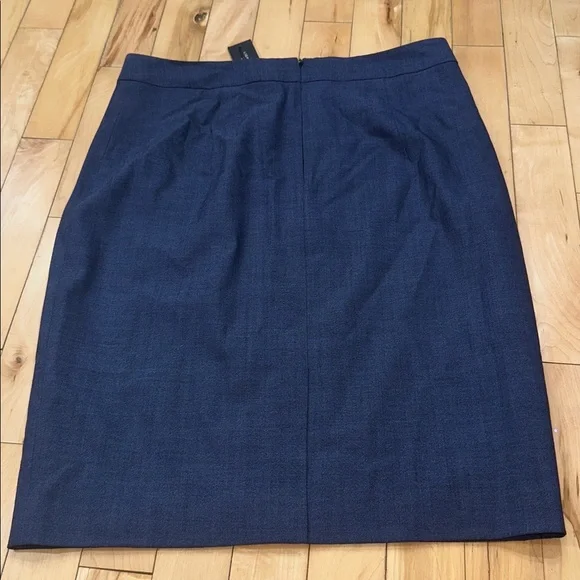 BNWT Banana Republic Dark Blue Wool Pencil Skirt - Picture 2 of 7